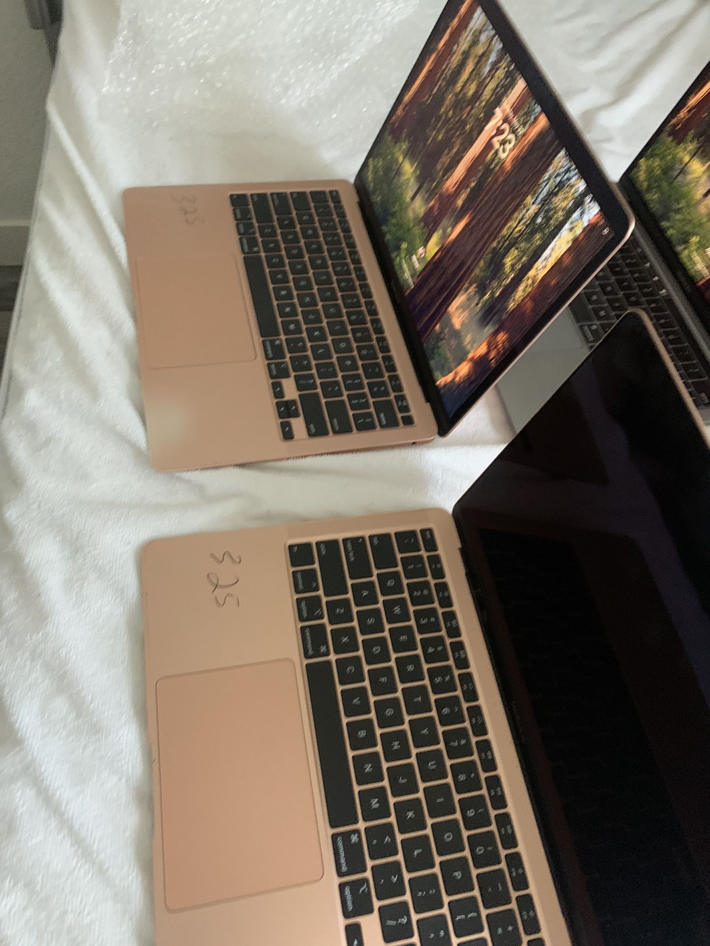 Macs Macs Macs $200-$900