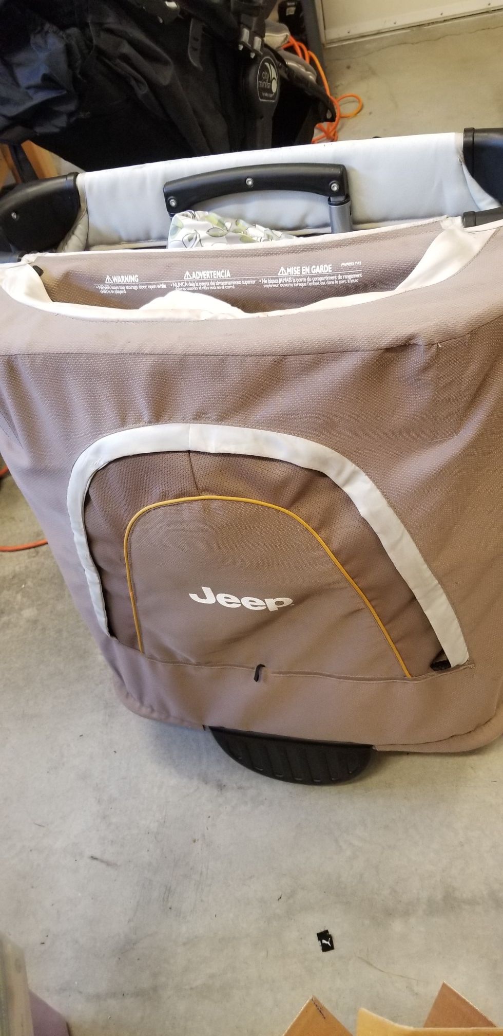 Jeep trek easy travel playpen hot sale