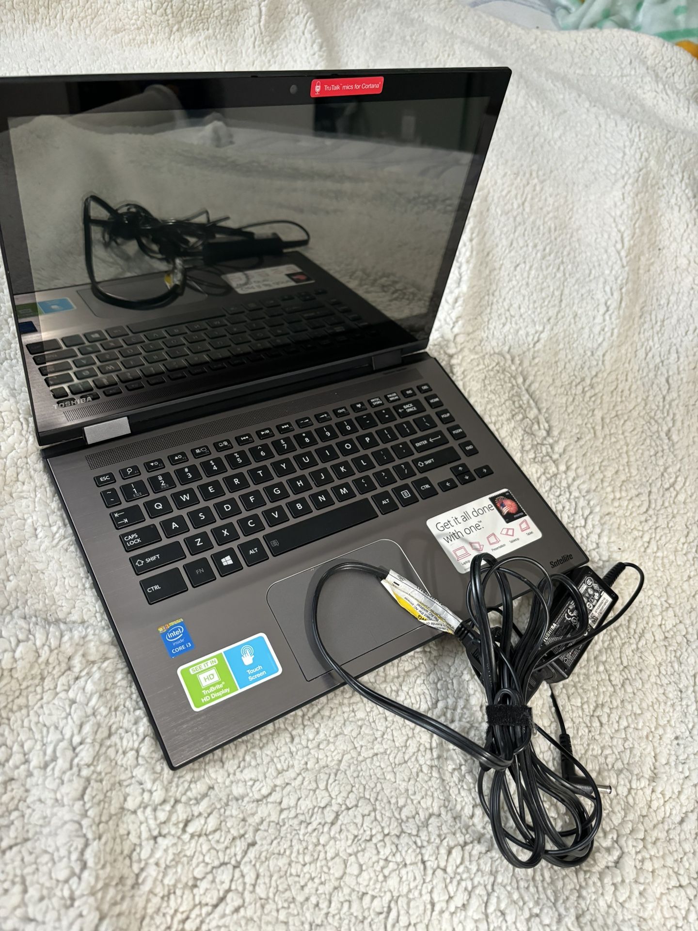 Toshiba IntoCore i3