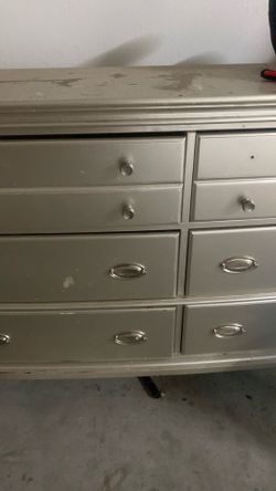 Dresser