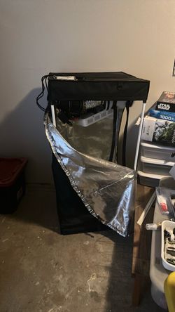 Growing tent with all equipment needed to grow!