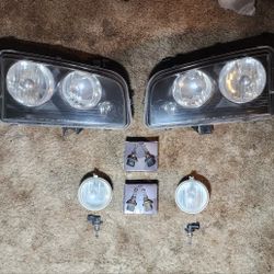 06-09 Charger Headlights & Fogs w/Bulbs