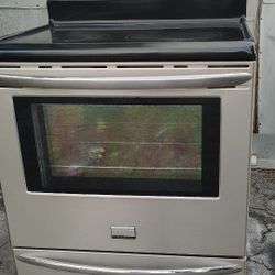 Stove Frigidaire Gallery  Stainless Steel 
