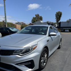 2020 KIA Optima