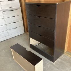 Drowers Chest