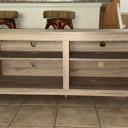 Light wood TV stand media console 