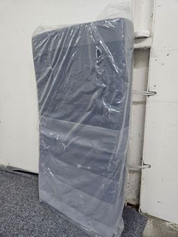 Twin size mattress clean