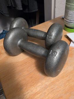 8 lb hand weights pair