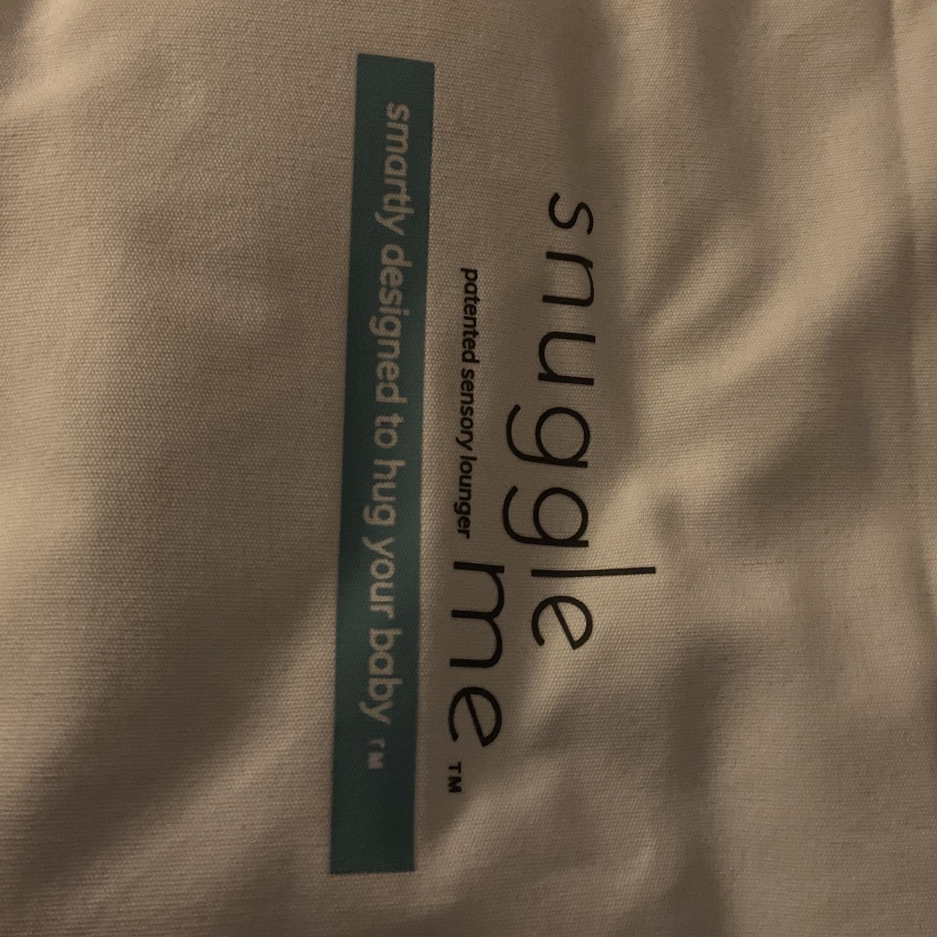 Snuggle Me Organic With Extra Covers