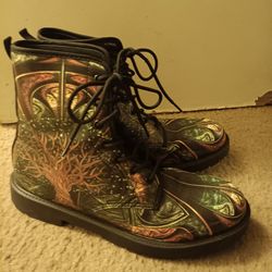 Tree of Life women's size 10 boots