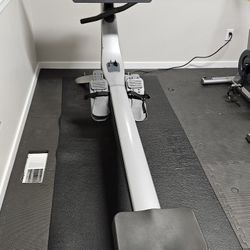Rowing Machine 
