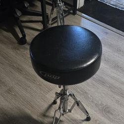Drummers Throne 