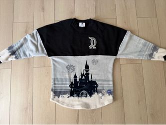 Disney pull over sweater size LARGE