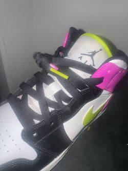 Jordan 1’s Gradeschool Size 6