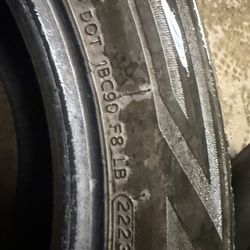 245/55 19 Pair Of Tires Brand Laufenn