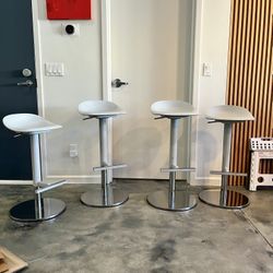 4 IKEA Janinge Bar Stools in Gray