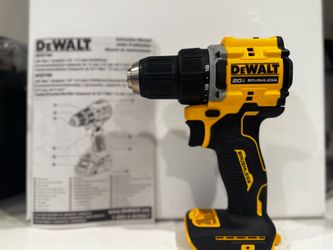 NEW DEWALT 20V Brushless Drill Driver DCD794