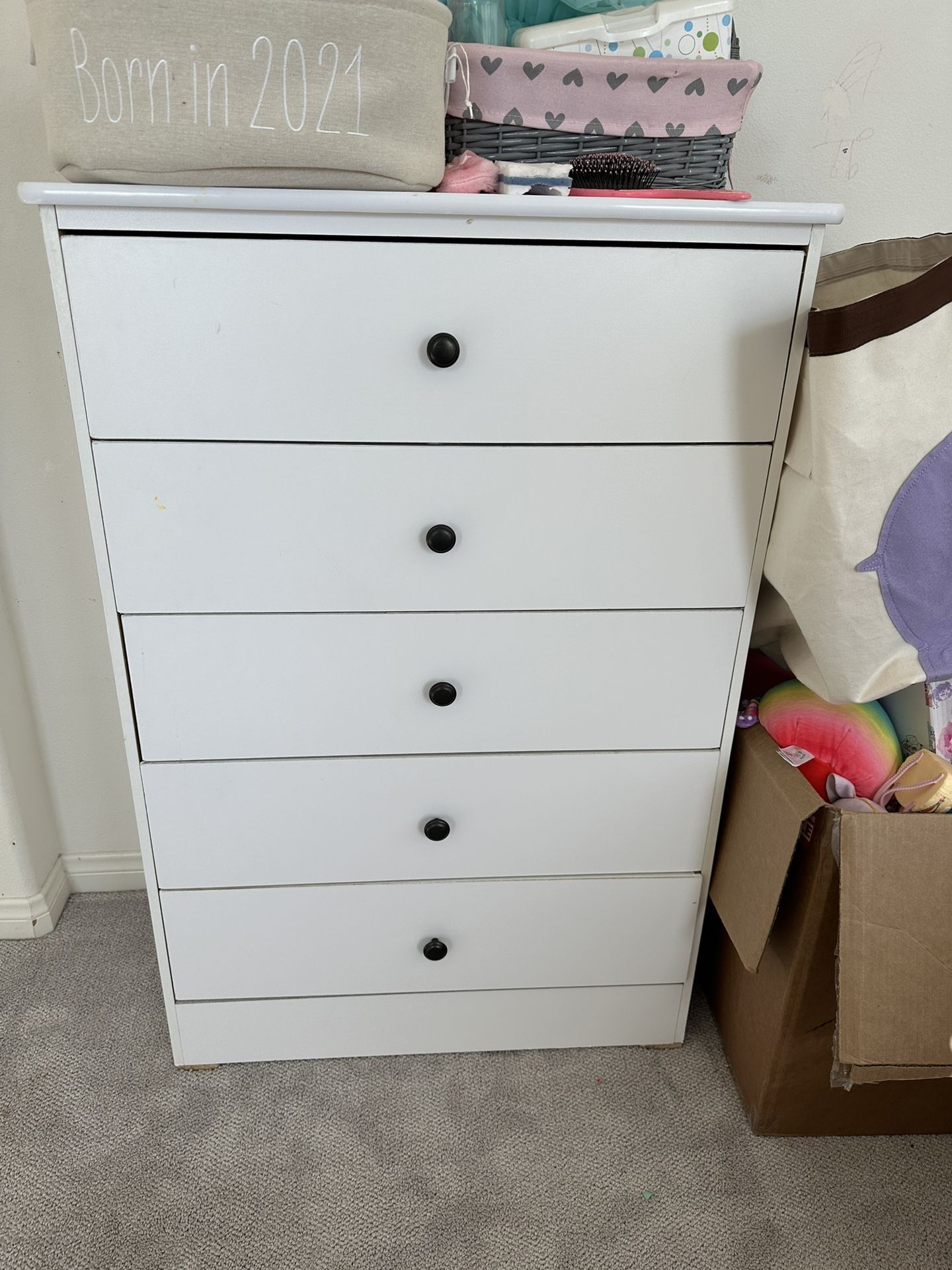 White Chest Dresser And Nightstand 