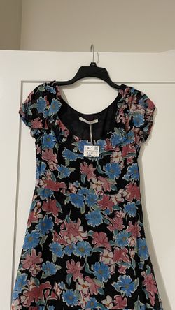 Zara Dress Floral Size S  New Tagged 