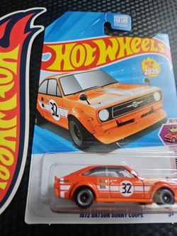 Hot wheels mainline 1972 datsun sunny coupe