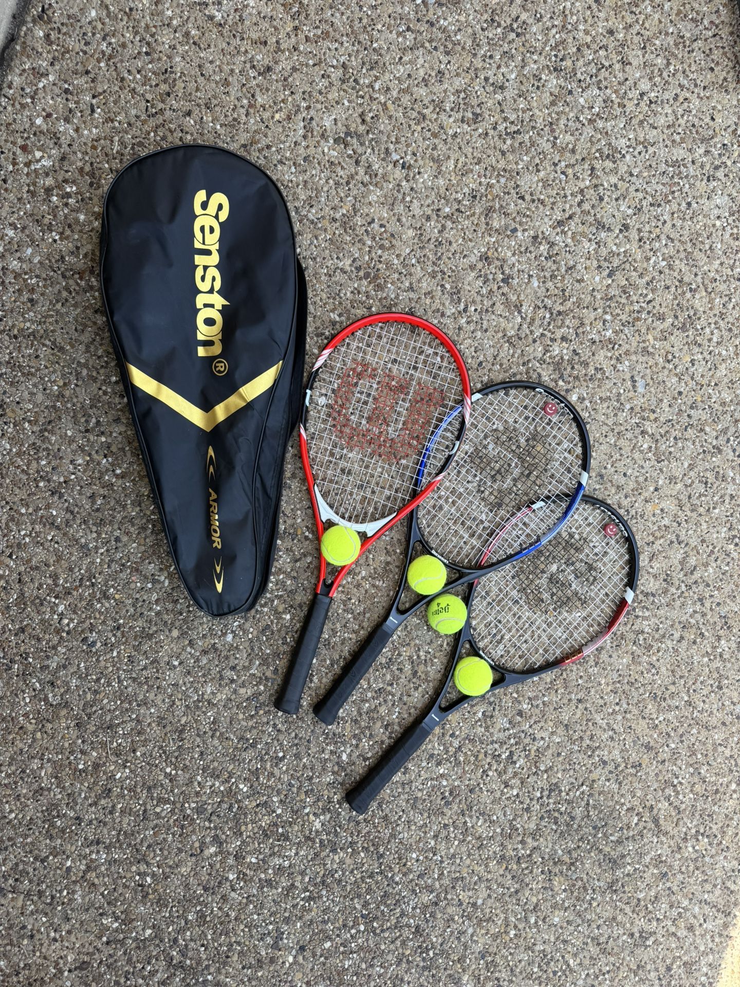 3 Tennis Rackets, 4 Balls, 1 Bag