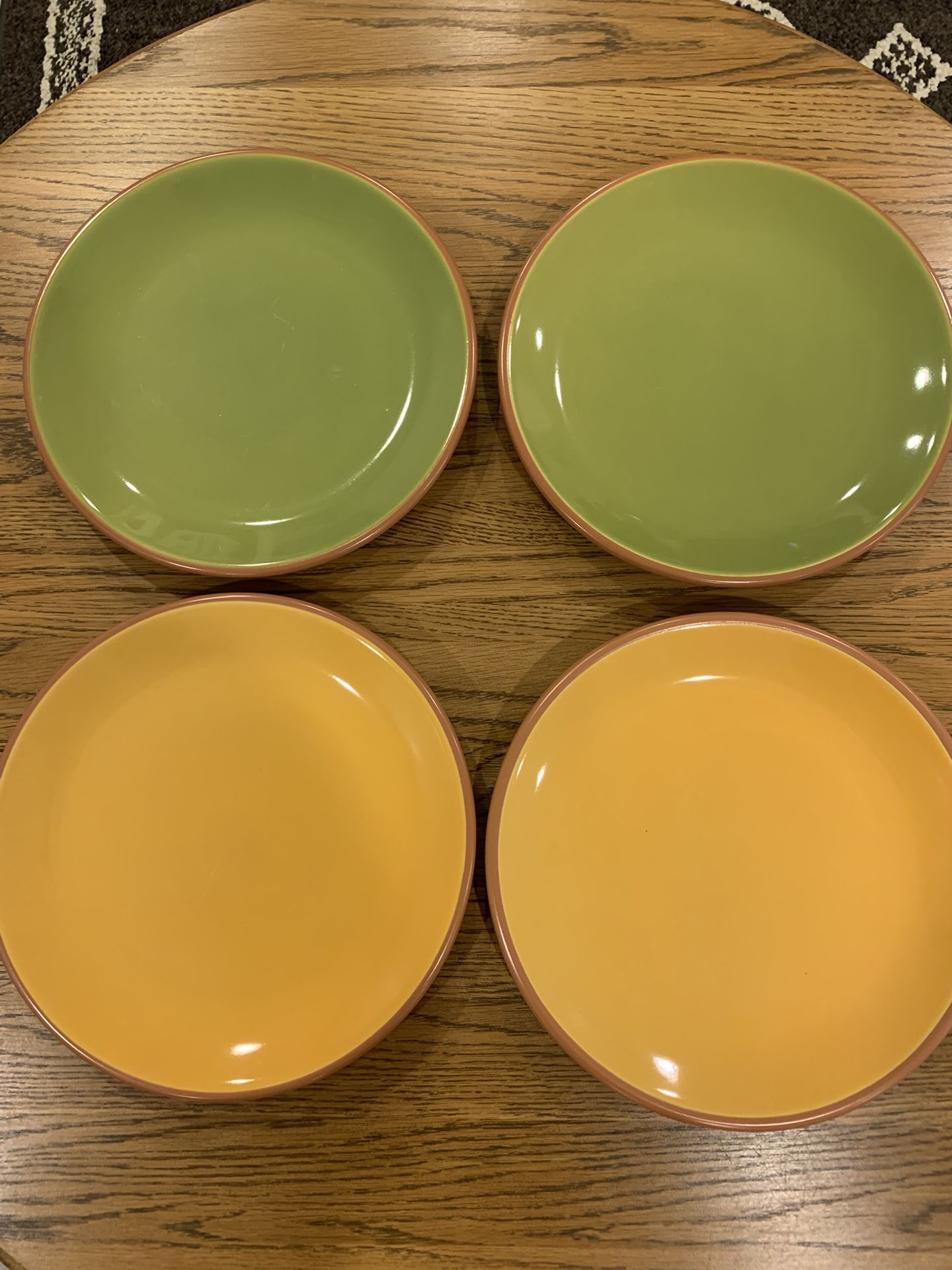4 Bobby Flay Dinner Plates