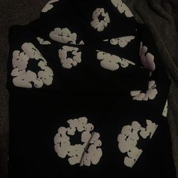 Demin Tear And Rock Revival 