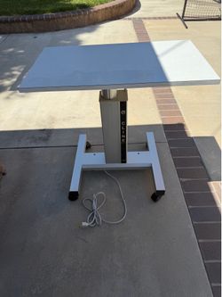 Used Optometrist Electric Raising Instrument or Writing Table Desk 31 x 18 and height 27-39