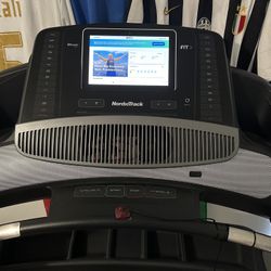 Nordictrack Commercial 1750 Treadmill (2019 Model)