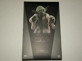 1/6 Hot Toys Star Wars Yoda Empire Strikes Back Yoda NEW