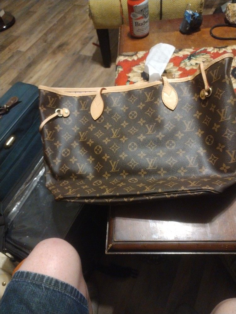 Louis Vuitton Hobo Bag