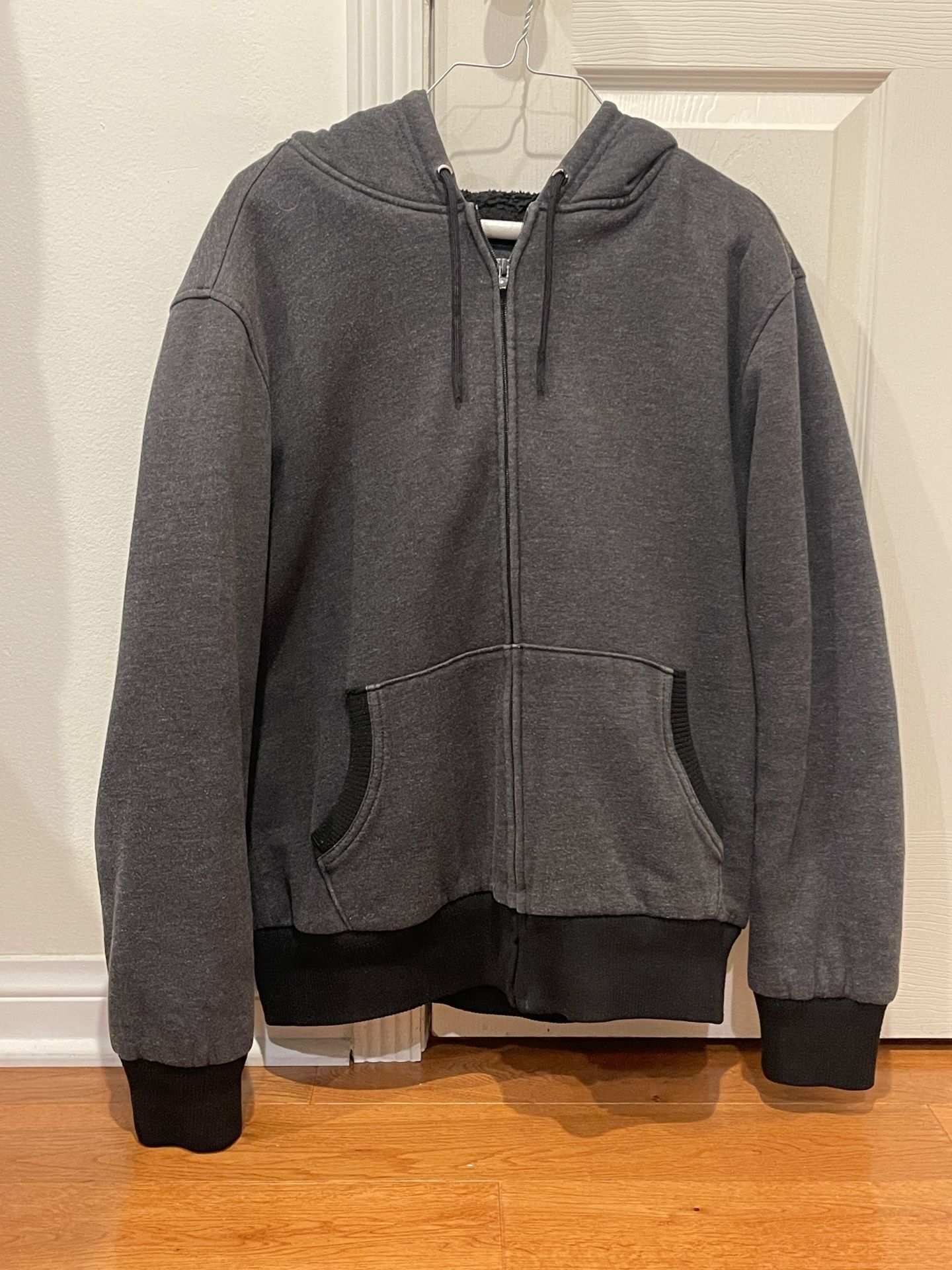 *WARM* Men’s Sherpa Jacket!