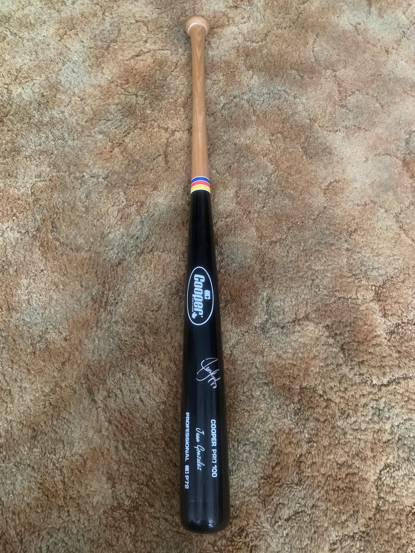 35” Cooper Juan Gonzalez Baseball Bat for $90