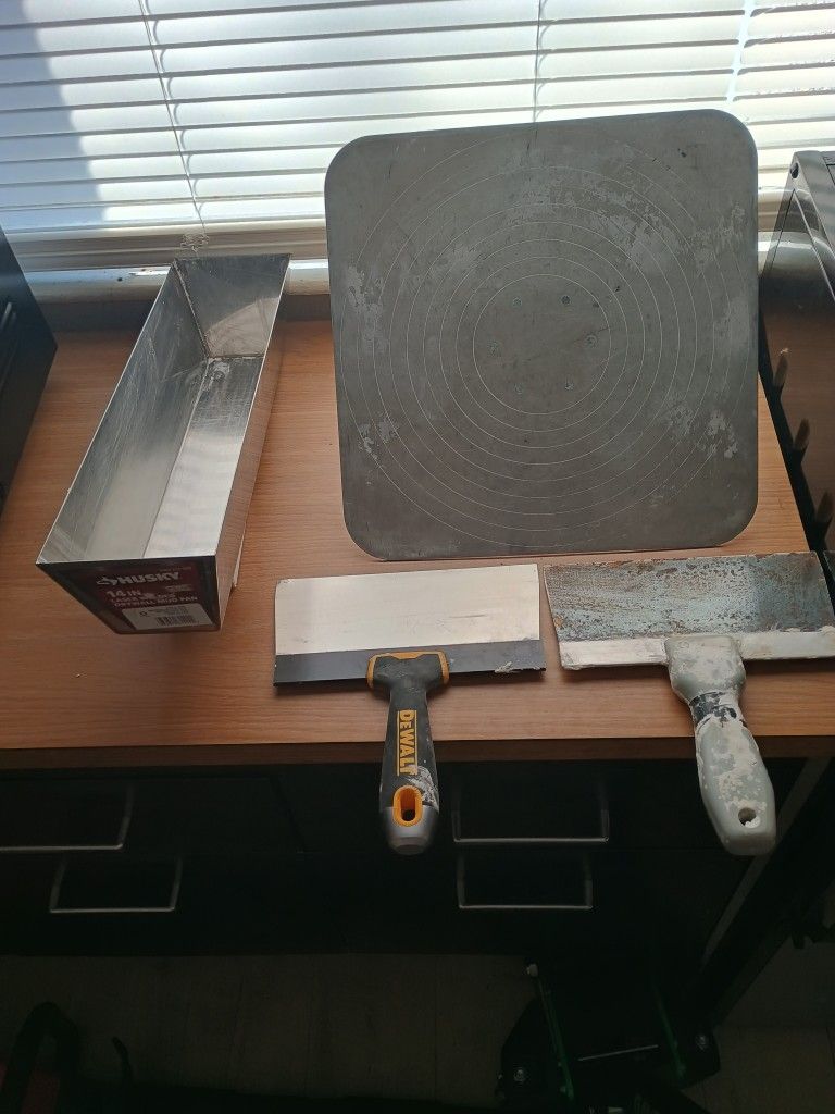 Drywall Taping Tools