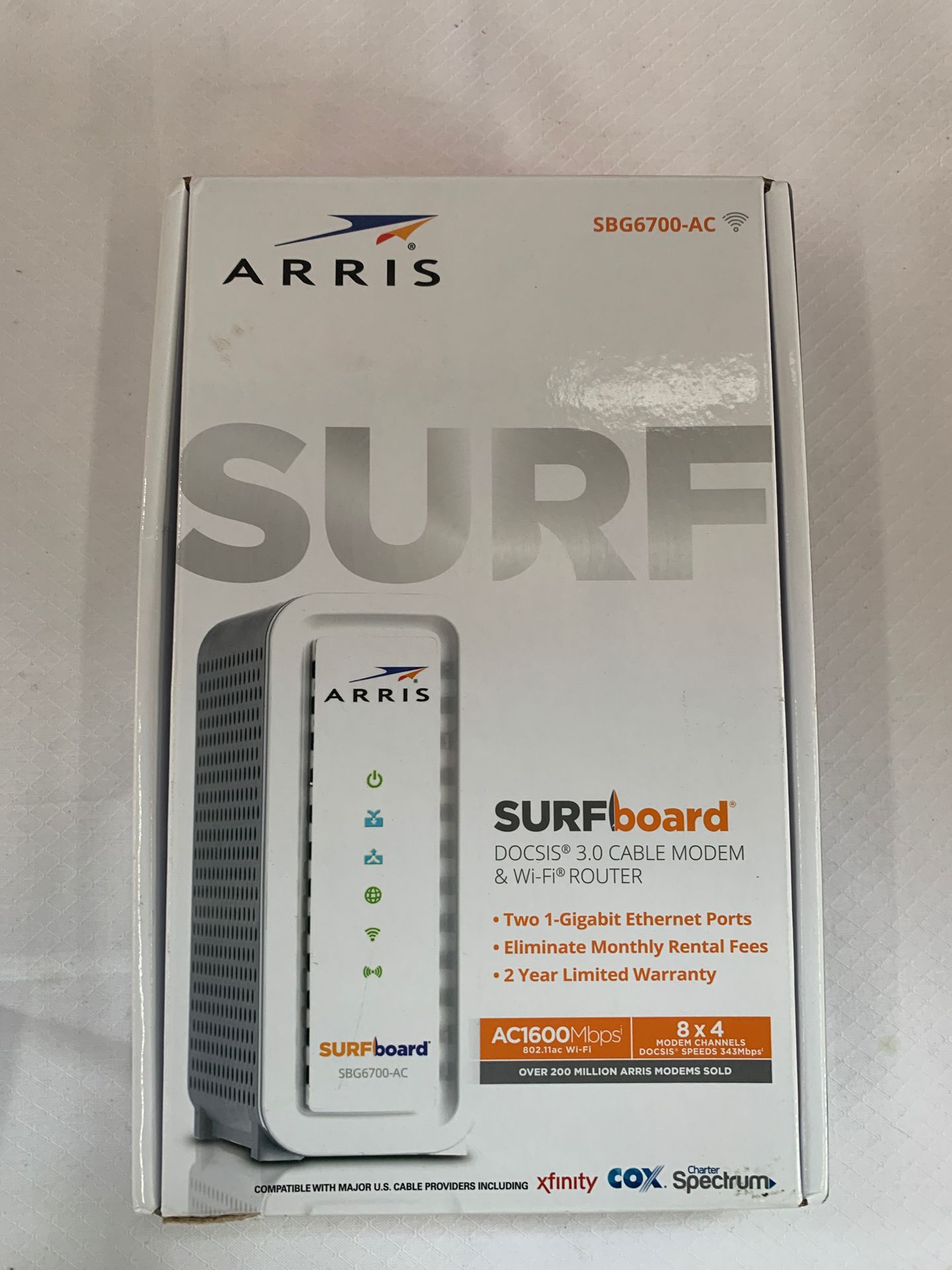 Surfboard DOCSIS 3.0 Cable MoDem & Wi-Fi Router