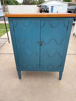 Gorgeous vintage table