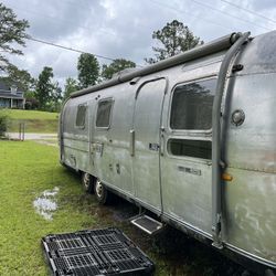 Airstream Camper 
