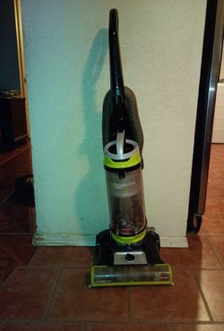 Bissell Swivel upright Bagless Vacuum