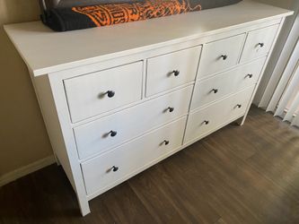 White bedroom set