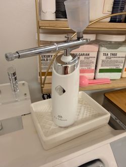 Le Mieux Ionized Oxygen Infuser