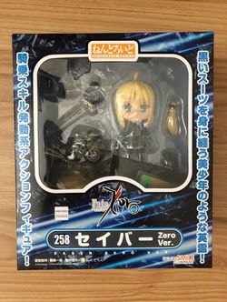 Nendoroid 258 Fate Zero Saber with po bonus base