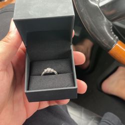 Diamond Ring White Gold  Size 6