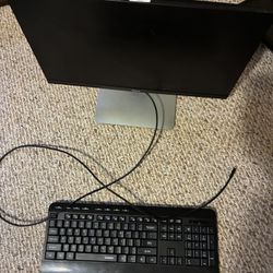 Desktop For Sale Hit Me Up 100$