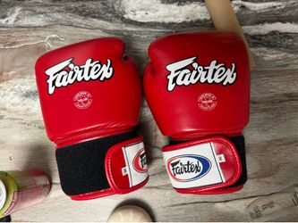Fairtex 16 oz Muay Thai / Boxing Gloves – Red Genuine Leather