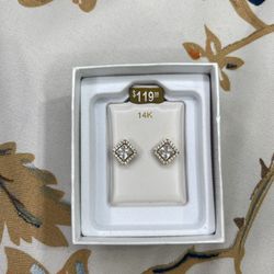 14k Gold Pagoda Earrings 