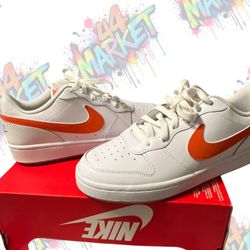 Nike Court Borough NEW