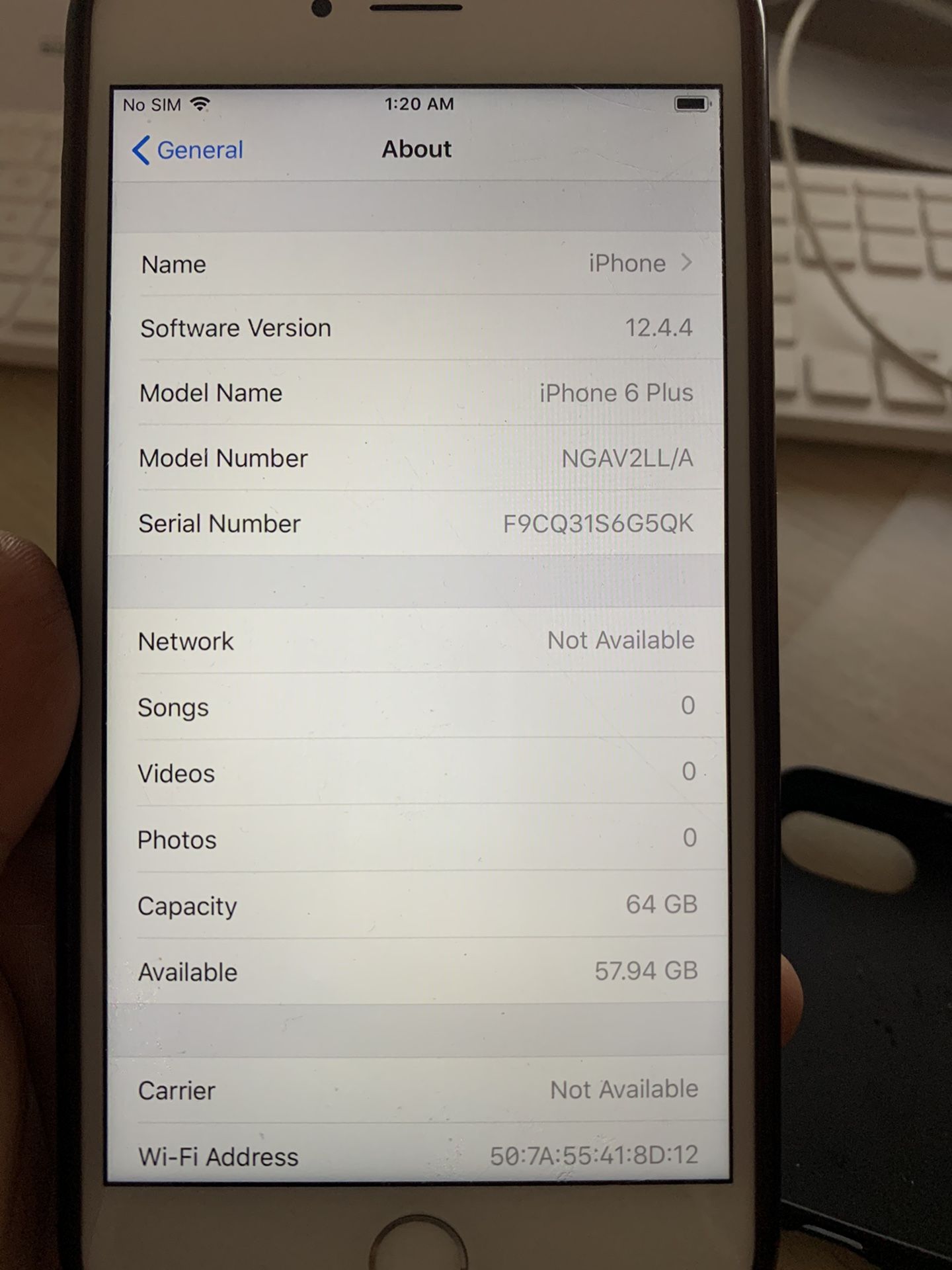 iPhone 6 Plus 64 gb unlocked (AT&T)