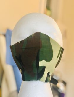 Mask / mascara