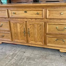 Gorgeous solid Stanley long dresser all measurement and pictures