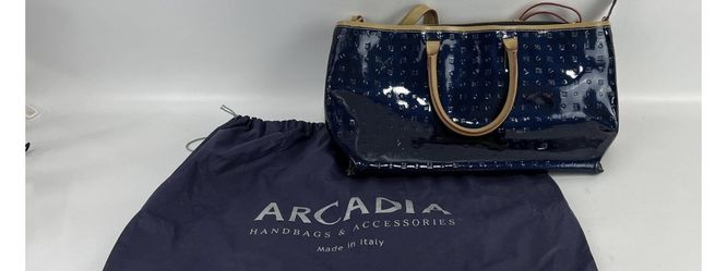 Arcadia Leather Purse